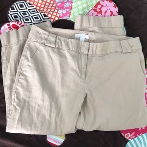 Size 6 New York & Company Capris
